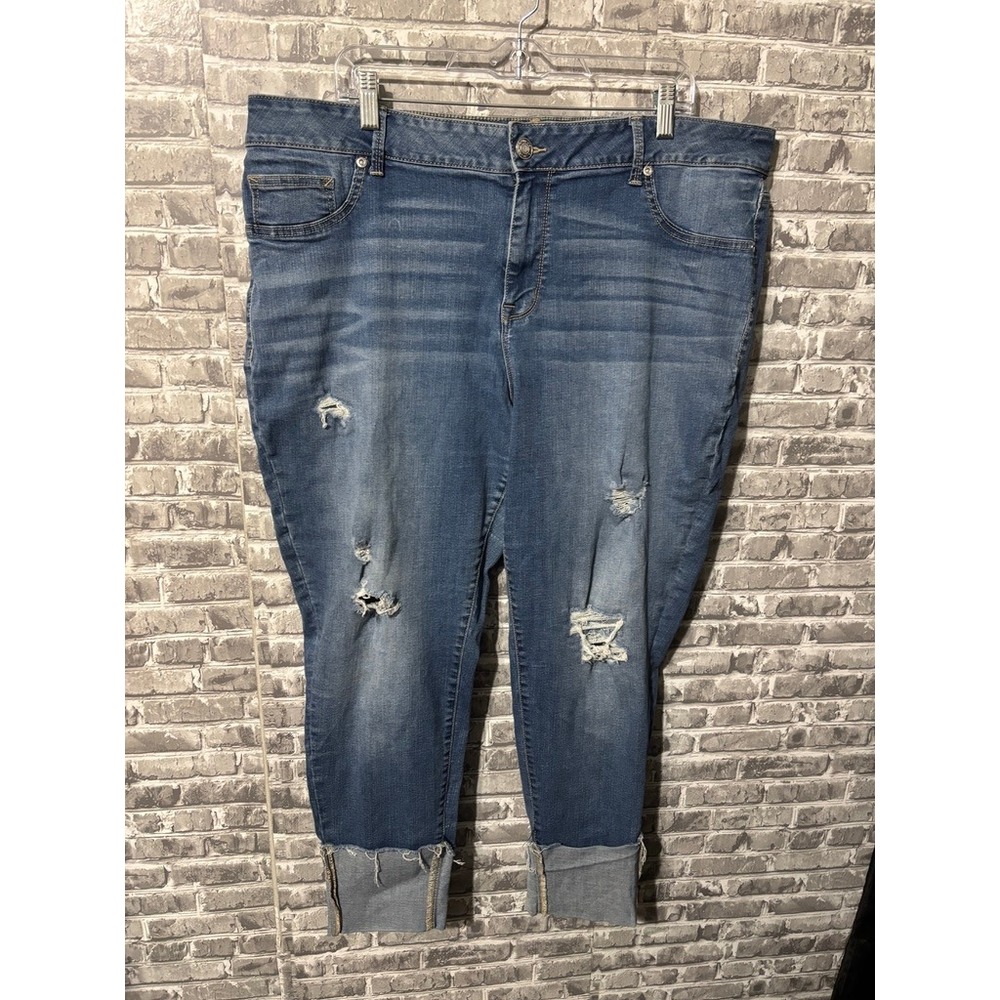 Maurices Jean‎